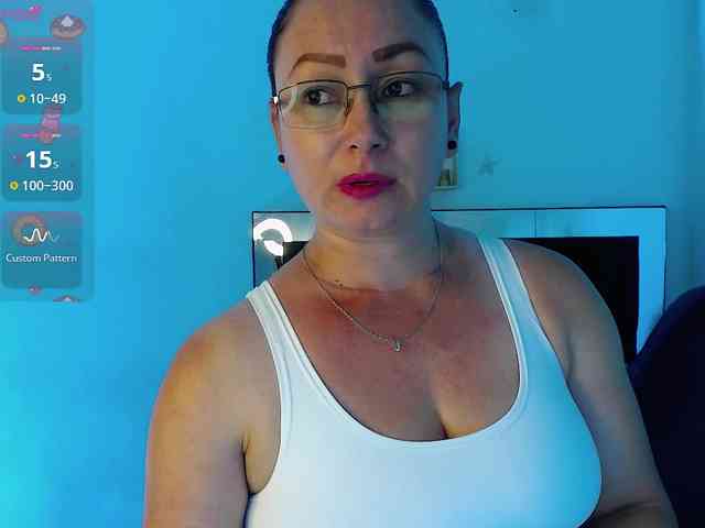 Milly-Sanchez webcam