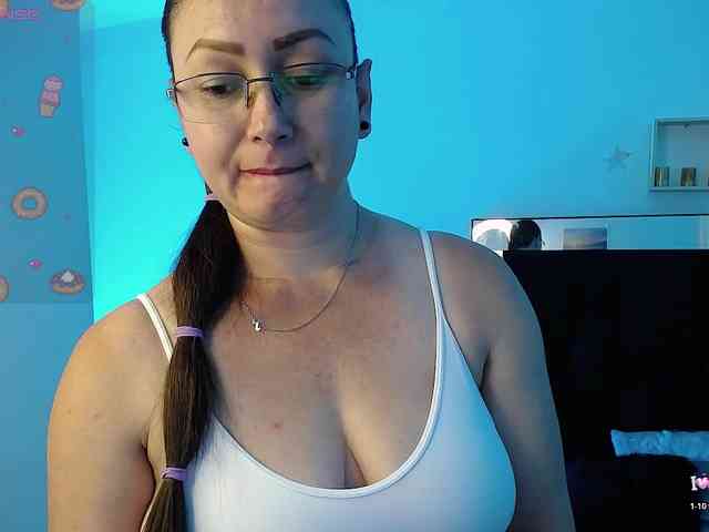 Milly-Sanchez webcam