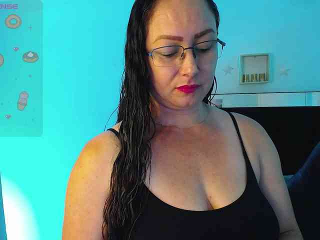 Milly-Sanchez webcam