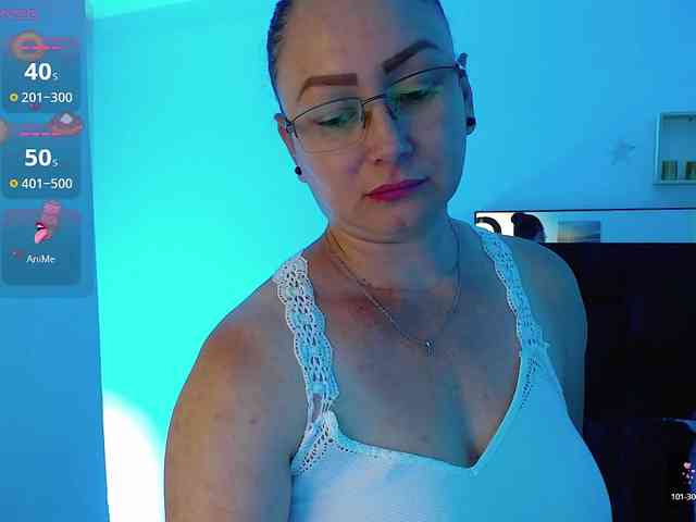 Milly-Sanchez webcam