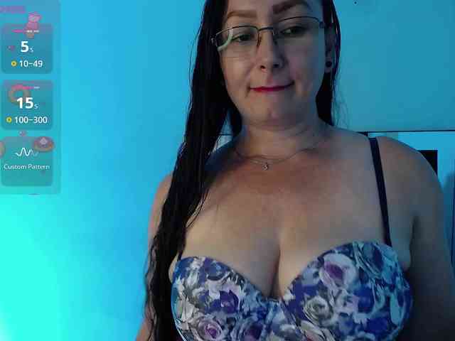 Milly-Sanchez webcam