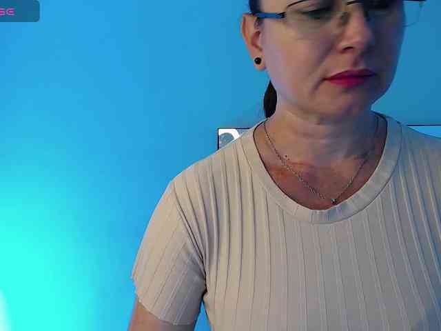 Milly-Sanchez webcam