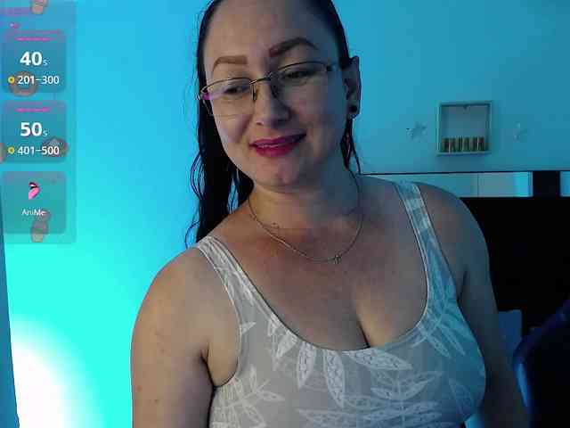 Milly-Sanchez webcam