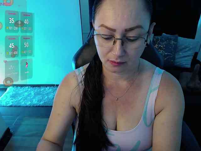 Milly-Sanchez webcam