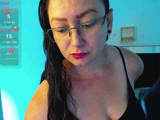 Milly-Sanchez webcam