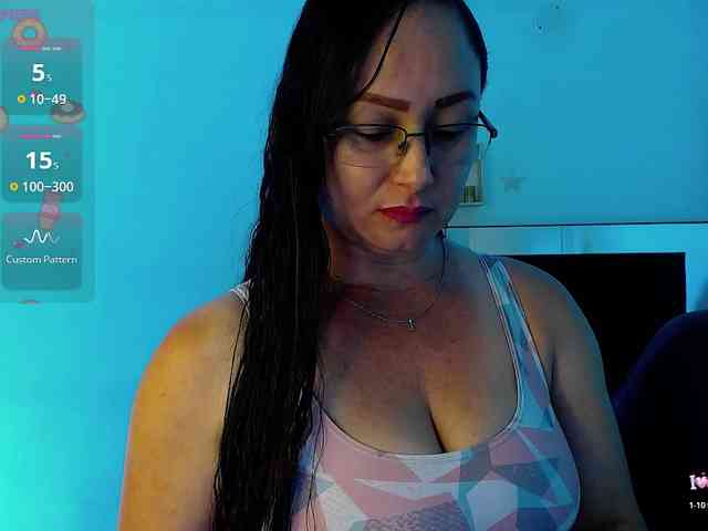 Milly-Sanchez webcam
