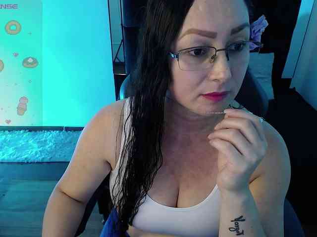 Milly-Sanchez webcam