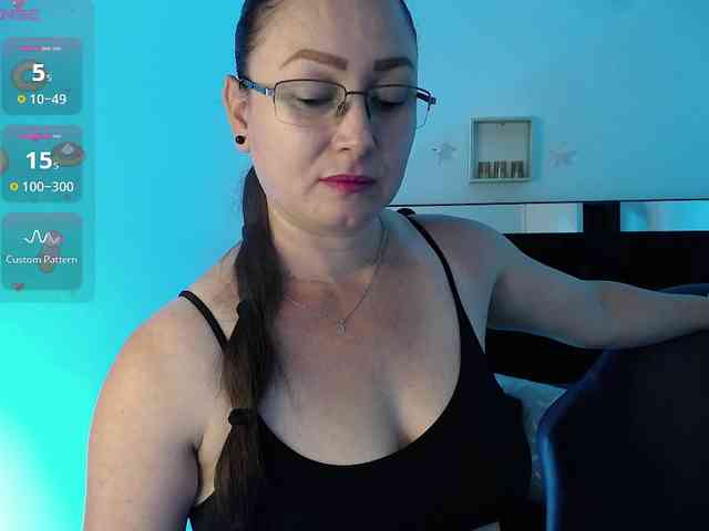Milly-Sanchez webcam