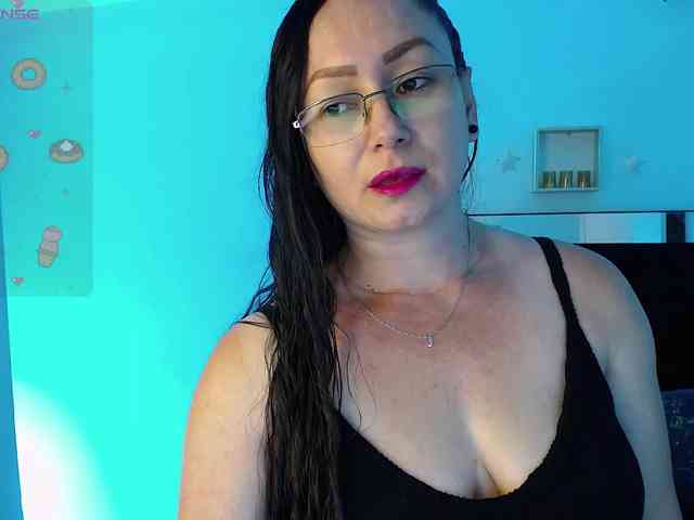 Milly-Sanchez webcam