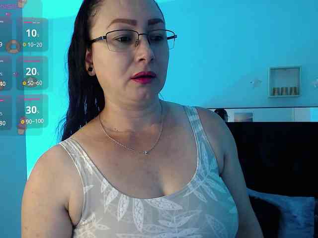 Milly-Sanchez webcam