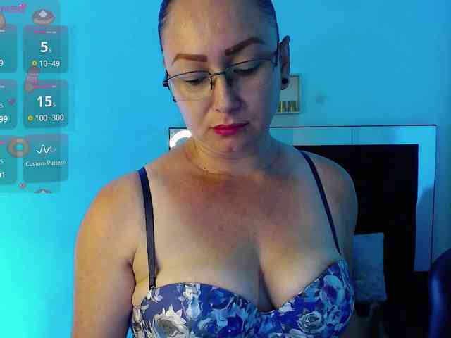 Milly-Sanchez webcam