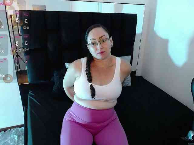 Milly-Sanchez webcam