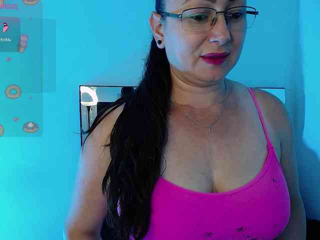 Milly-Sanchez webcam