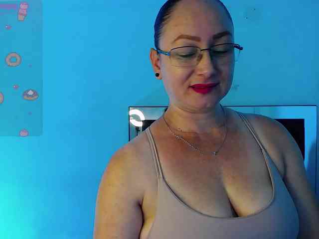 Milly-Sanchez webcam