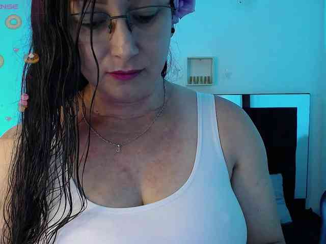 Milly-Sanchez webcam