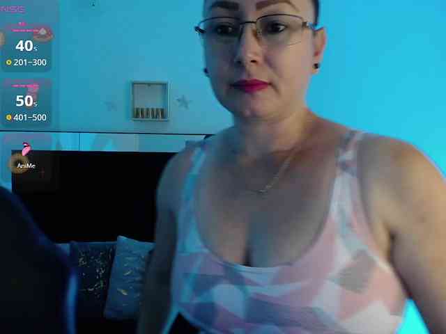Milly-Sanchez webcam
