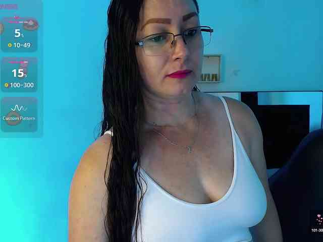 Milly-Sanchez webcam