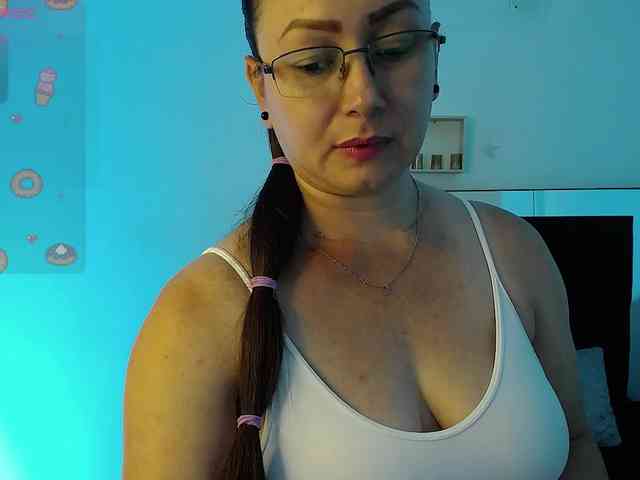 Milly-Sanchez webcam