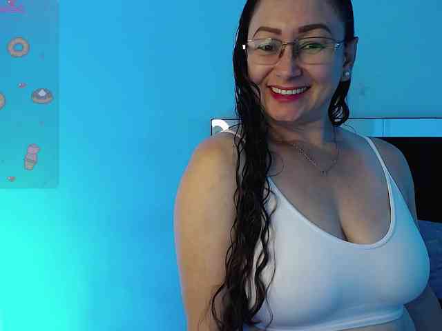 Milly-Sanchez webcam