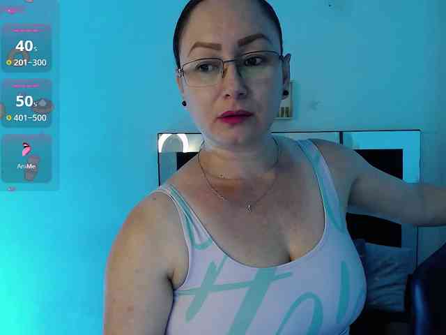 Milly-Sanchez webcam