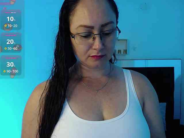 Milly-Sanchez webcam