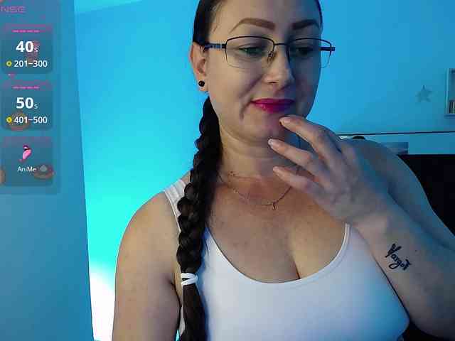 Milly-Sanchez webcam