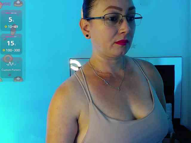 Milly-Sanchez webcam