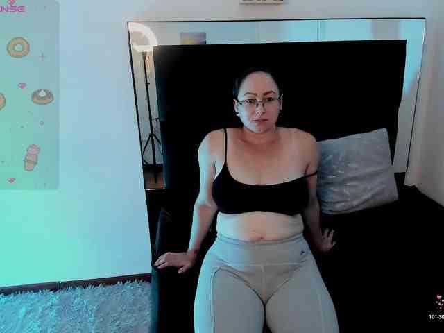 Milly-Sanchez webcam