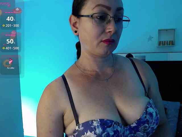 Milly-Sanchez webcam