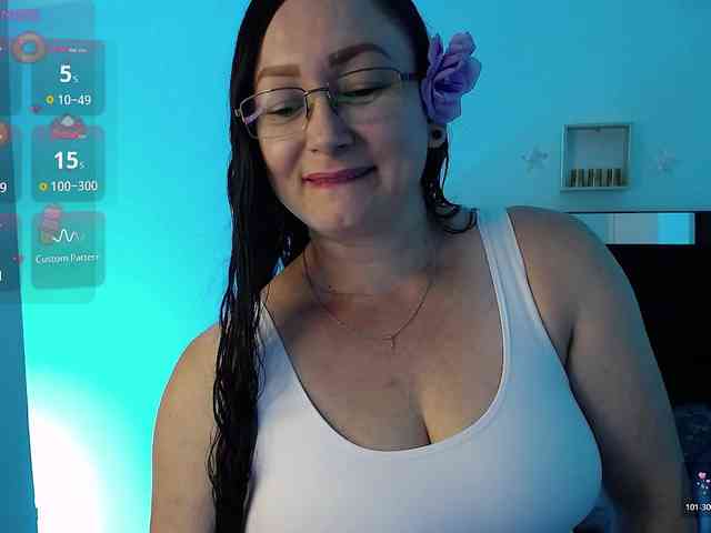 Milly-Sanchez webcam
