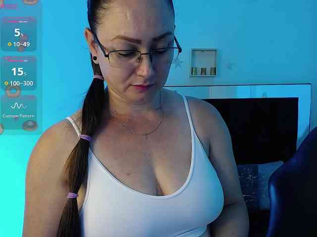 Milly-Sanchez webcam