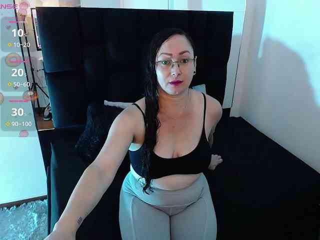 Milly-Sanchez webcam