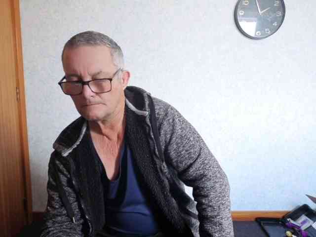 daddyman1 Live Webcam on BongaCams