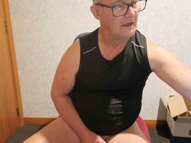 daddyman1 Live Webcam on BongaCams