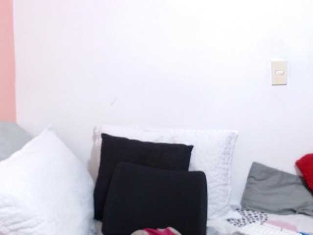 Karinasuarez1 on Bongacams