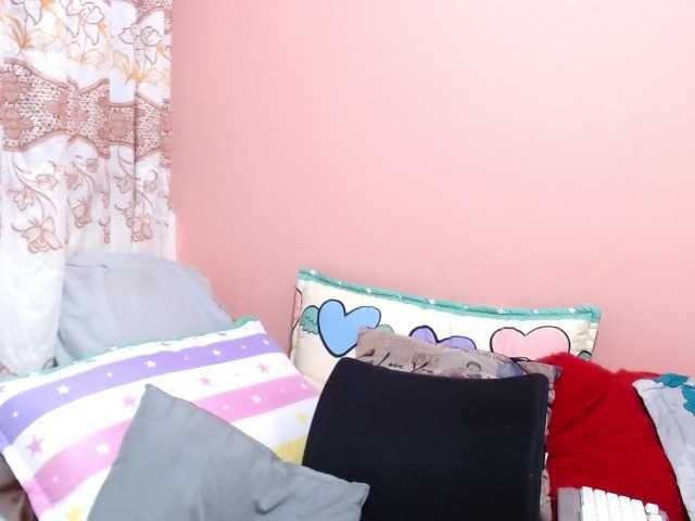 KarinaSuarez1 live cam on BongaCams