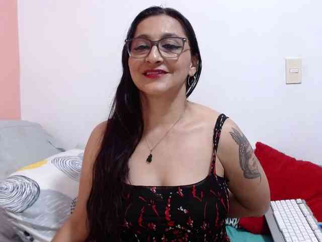 KarinaSuarez1 webcam