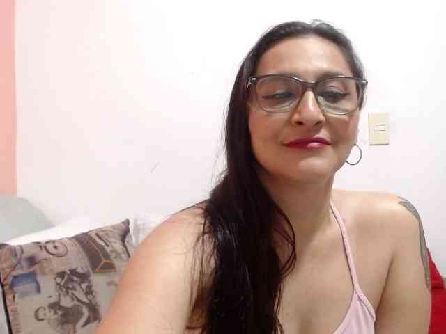 KarinaSuarez1 KarinaSuarez1