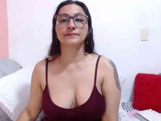 KarinaSuarez1