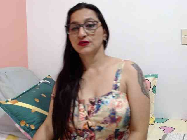 KarinaSuarez1 webcam