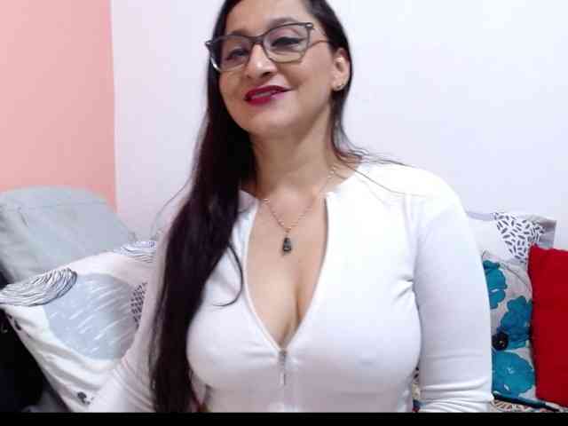 KarinaSuarez1