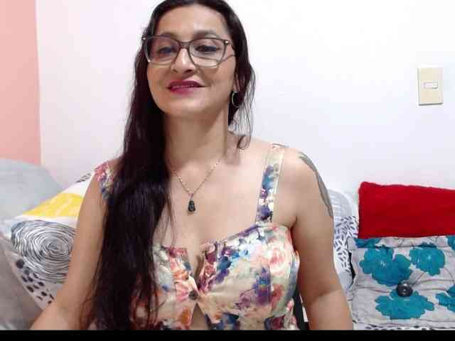 KarinaSuarez1 webcam
