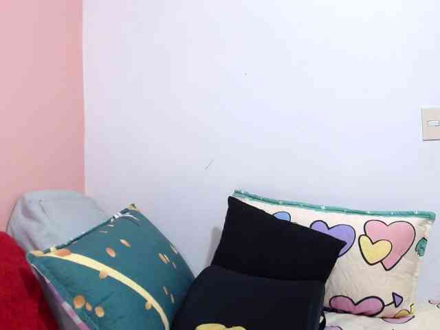 KarinaSuarez1 webcam