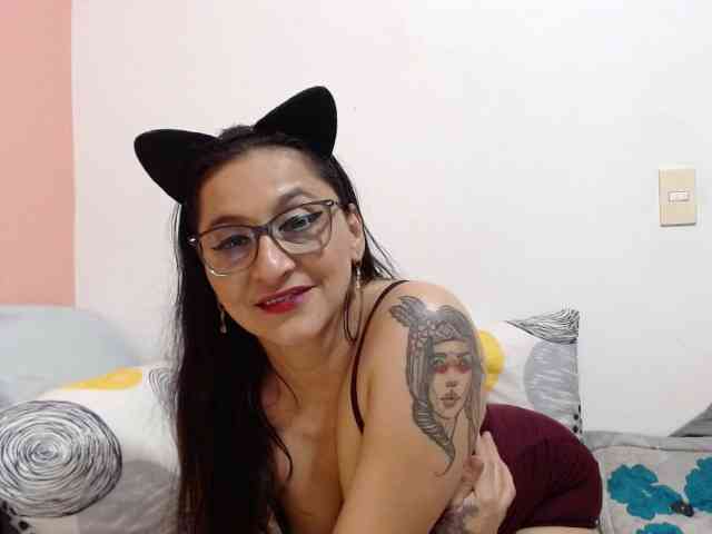 KarinaSuarez1