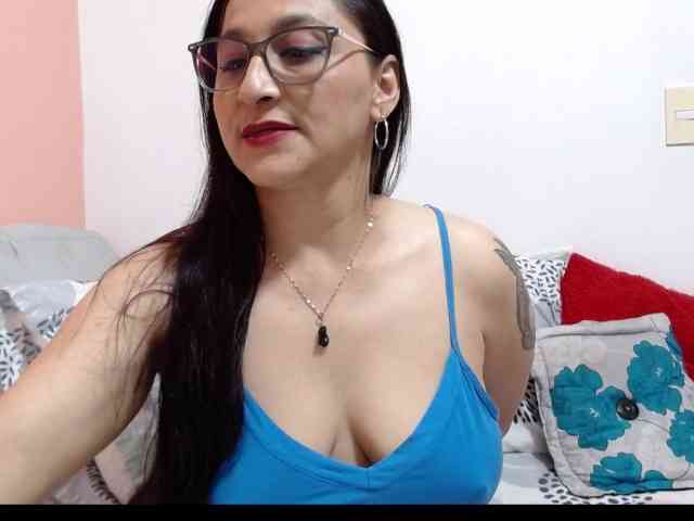 KarinaSuarez1 webcam