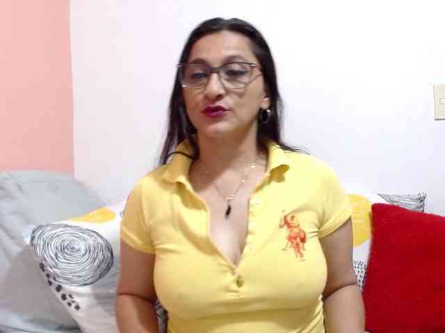 KarinaSuarez1 webcam