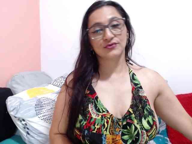 KarinaSuarez1 webcam