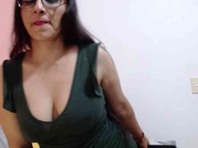 KarinaSuarez1 webcam
