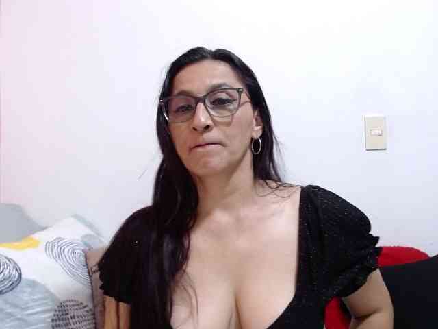 KarinaSuarez1