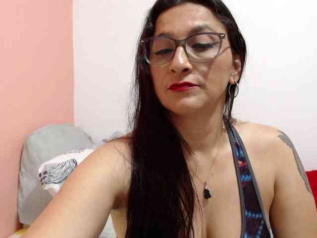 KarinaSuarez1 webcam